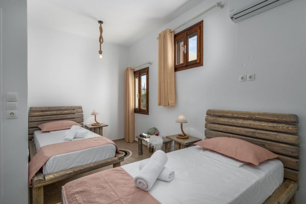 Apartamento Deluxe Sunrise Tripití Exterior foto