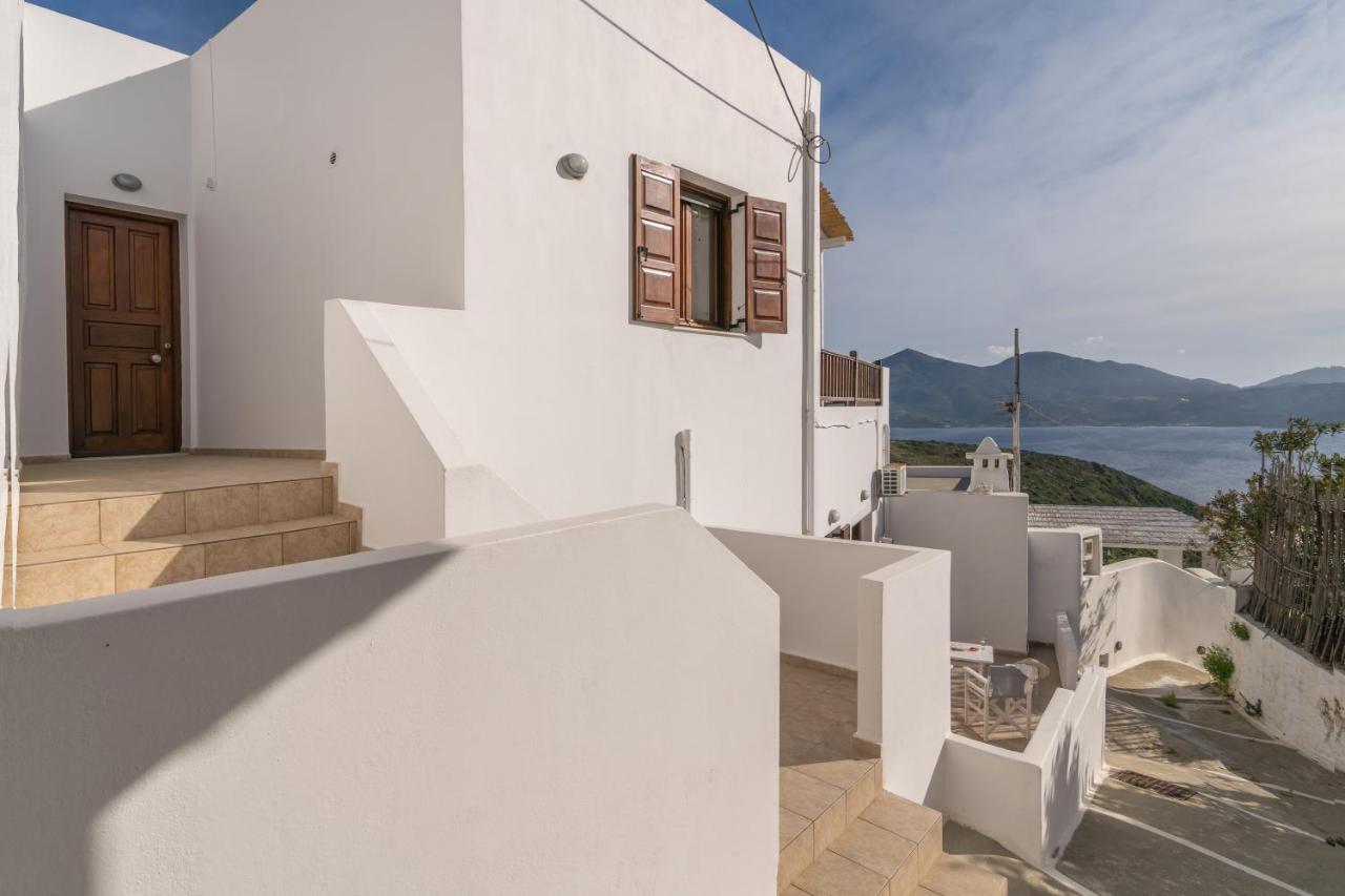 Apartamento Deluxe Sunrise Tripití Exterior foto