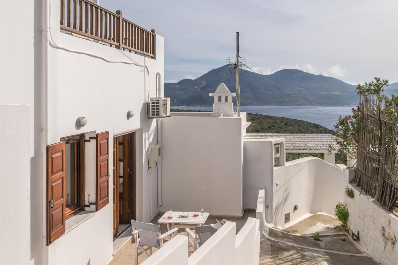 Apartamento Deluxe Sunrise Tripití Exterior foto